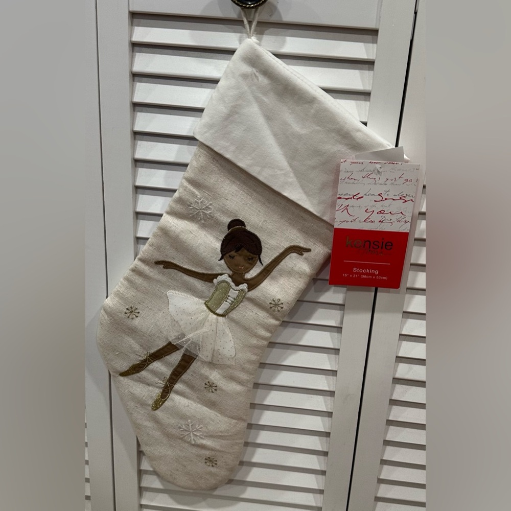 Kensie White and Gold Black Ballerina Stocking